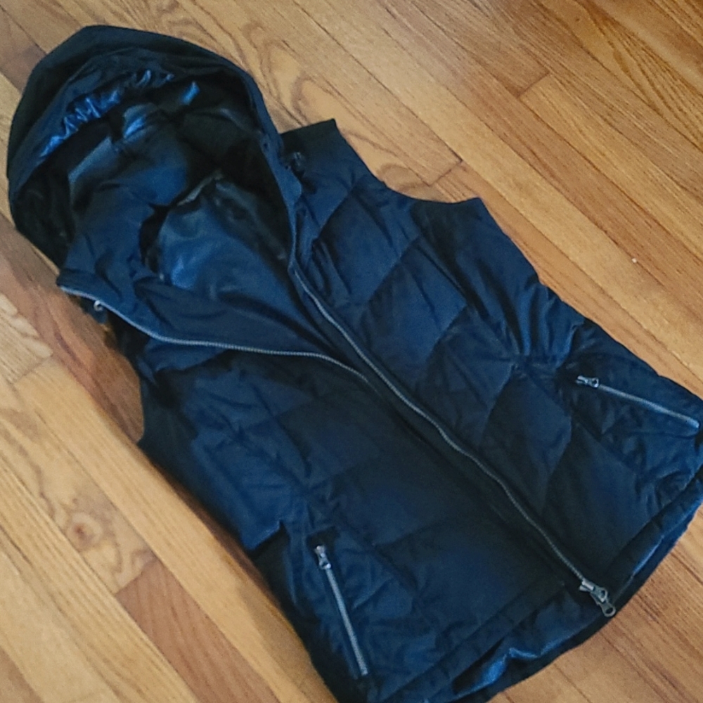 Athleta down vest